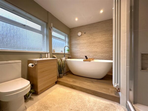 Swinderby Road, Collingham, Newark