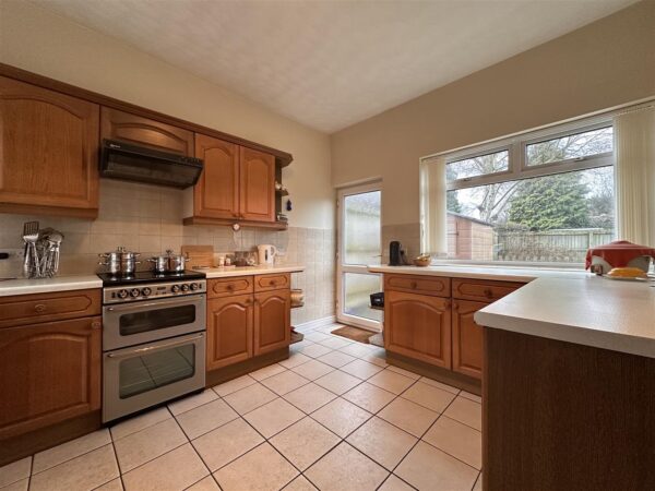 Eastern Terrace Lane, Newark