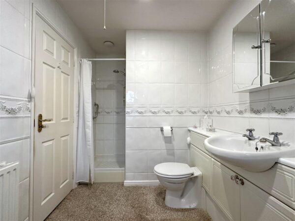 Ireton Avenue, Newark