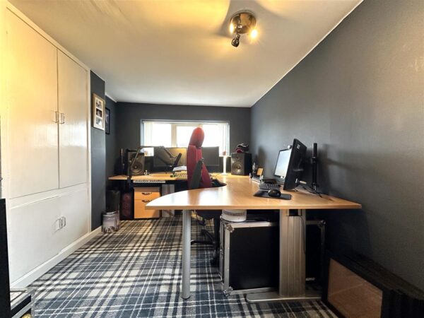 Wordsworth Drive, Balderton, Newark