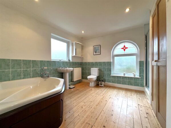 Victoria Street, Newark