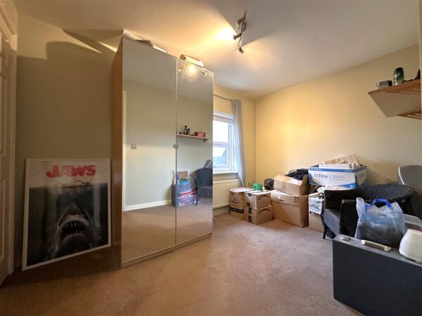 John Gold Avenue, Newark