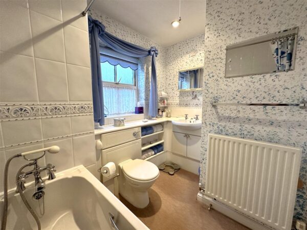 Ireton Avenue, Newark