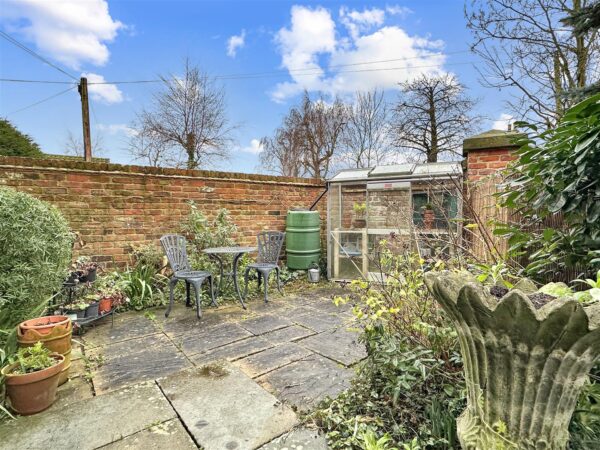 Old Church Barn, Top Street, Elston, Newark