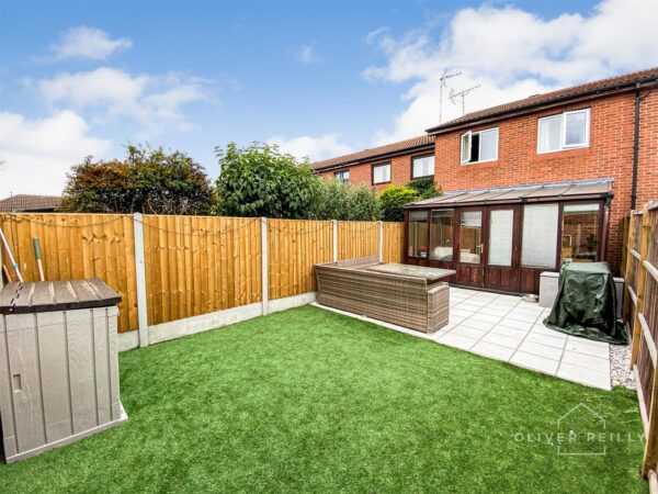 Regents Close, Collingham, Newark