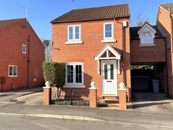 Cannon Close, Coddington, Newark