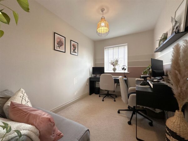 Alexander Mews, Balderton, Newark