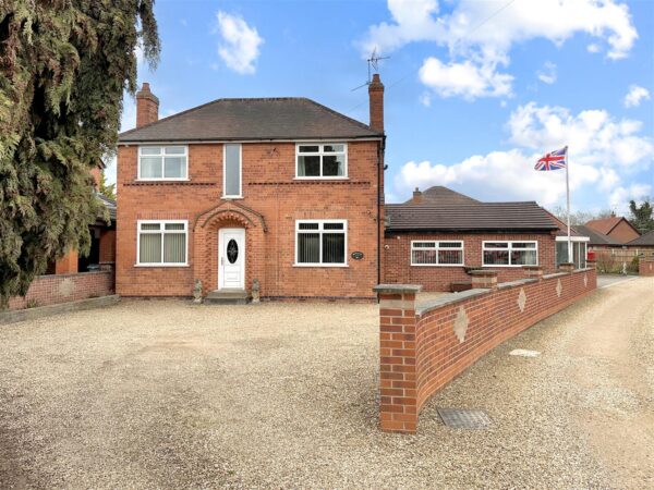 Danny Lyp, Sibcy Lane, Balderton, Newark