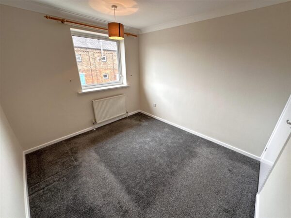 Kingsnorth Close, Newark