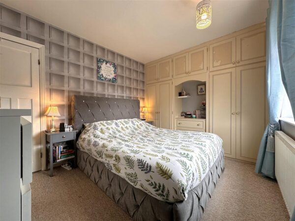 Beeston Road, Newark