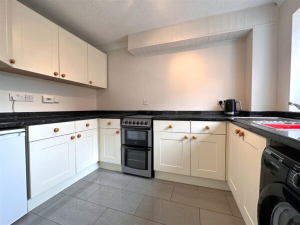Kingsnorth Close, Newark
