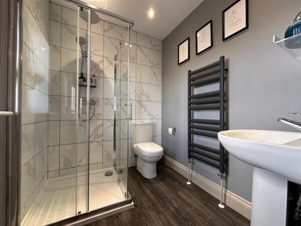 Alexander Mews, Balderton, Newark