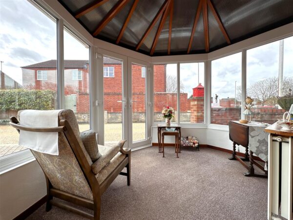 Danny Lyp, Sibcy Lane, Balderton, Newark