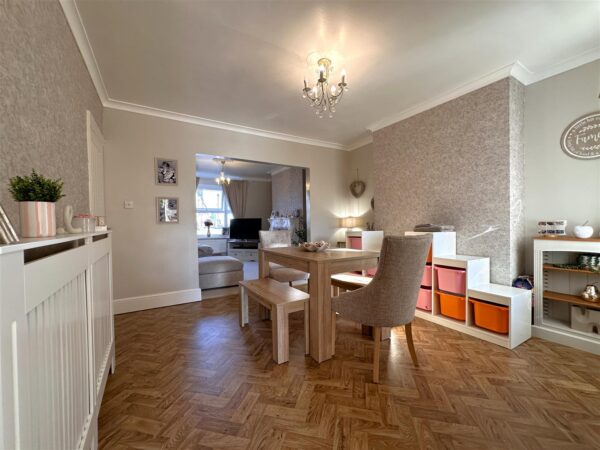 London Road, Balderton, Newark