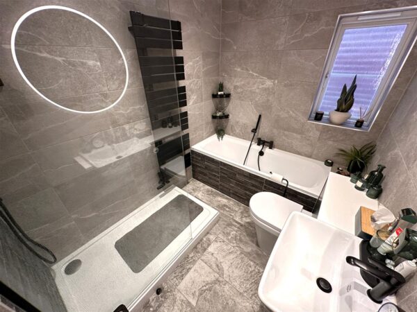 Meadway, Balderton, Newark