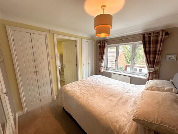 Cannon Close, Coddington, Newark