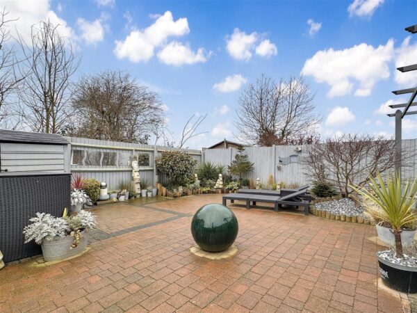 Meadway, Balderton, Newark