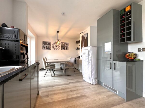 Alexander Avenue, Newark