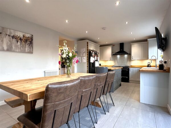 Long Lane, Farndon, Newark