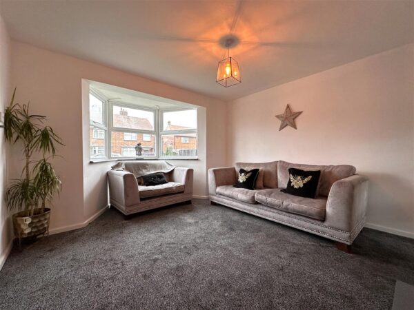 Montgomery Road, Newark