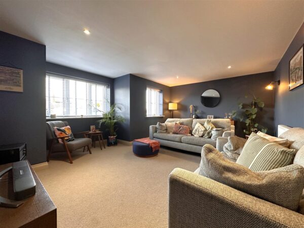 Alexander Mews, Balderton, Newark