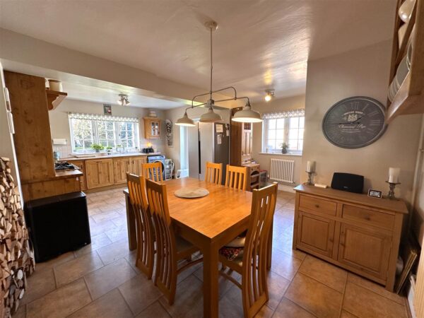 Fleet Cottage, Gainsborough Road, Langford, Newark