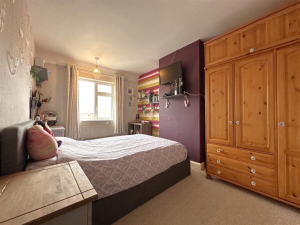 Beeston Road, Newark