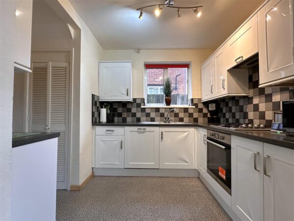 Stephen Road, Newark