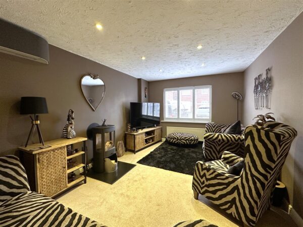 Meadway, Balderton, Newark