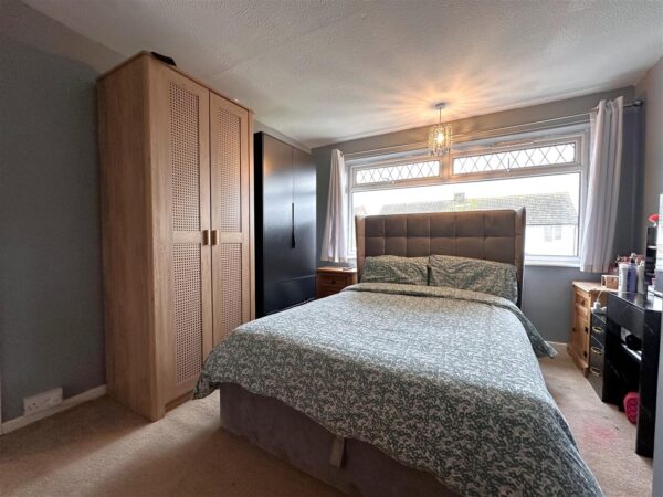 Peebles Road, Newark