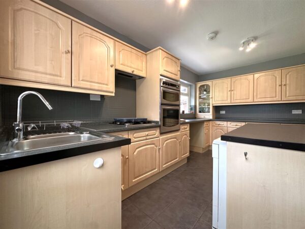 Whomsley Close, Newark