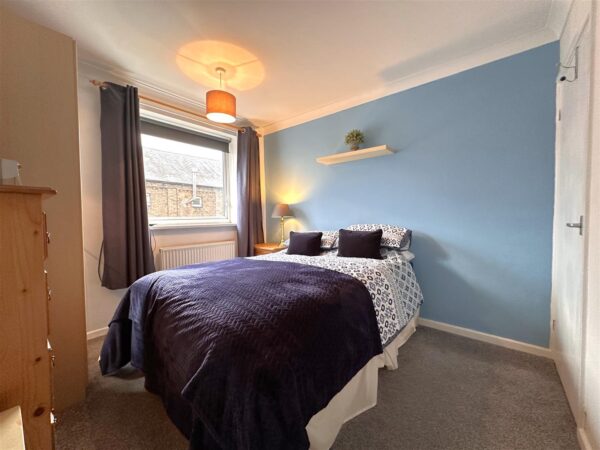 Kingsnorth Close, Newark