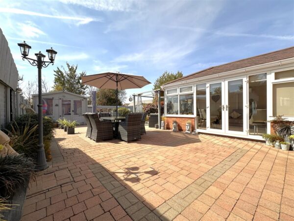 Meadway, Balderton, Newark
