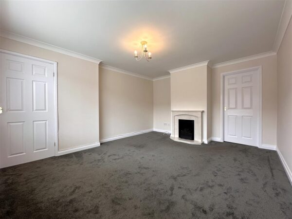 Kingsnorth Close, Newark