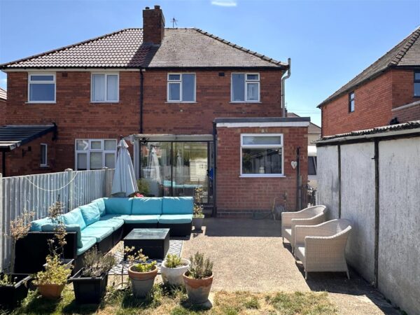 Beeston Road, Newark