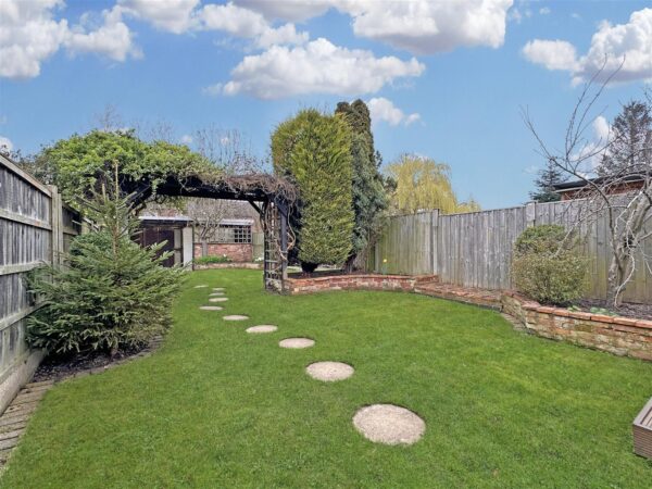 Lincoln Road, Newark