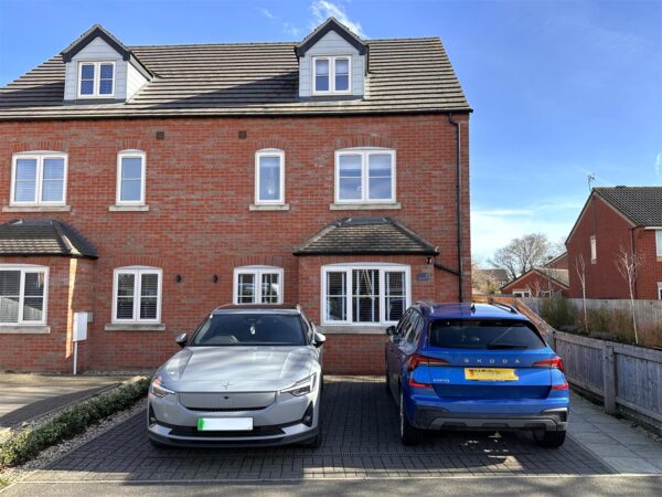 Alexander Mews, Balderton, Newark