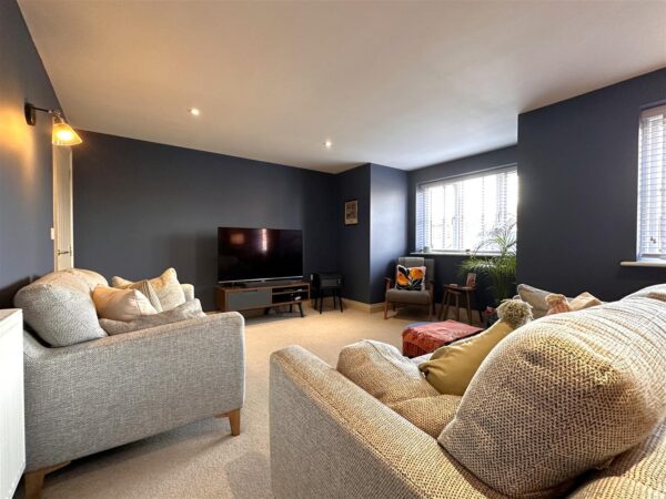 Alexander Mews, Balderton, Newark