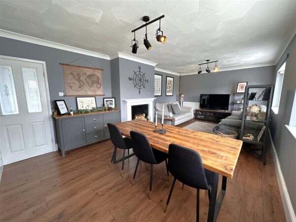 Whomsley Close, Newark