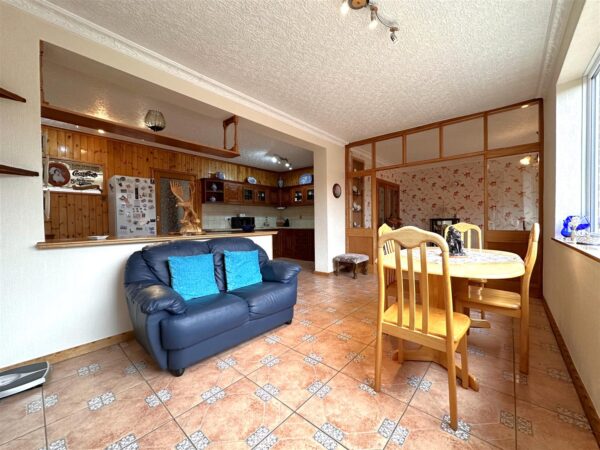 Danny Lyp, Sibcy Lane, Balderton, Newark