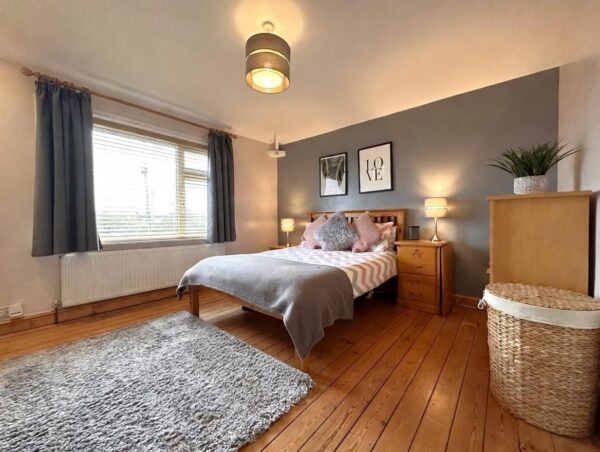 Lincoln Road, Newark