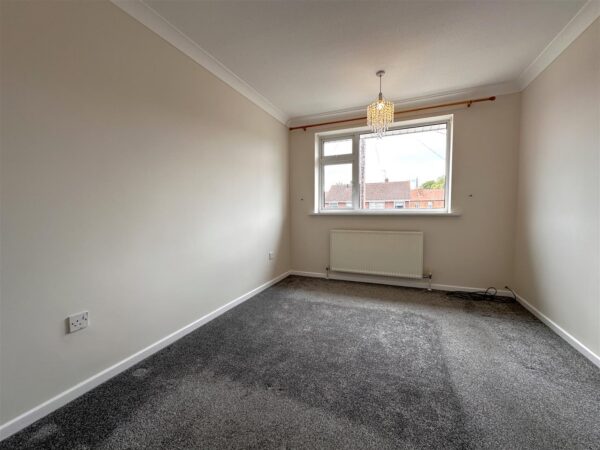 Kingsnorth Close, Newark