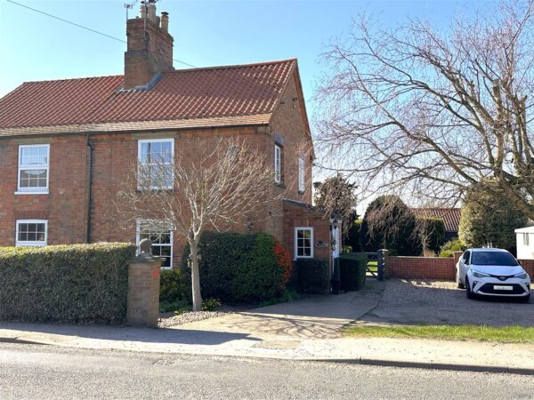 Fleet Cottage, Gainsborough Road, Langford, Newark