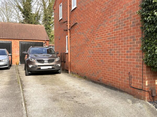 Cannon Close, Coddington, Newark