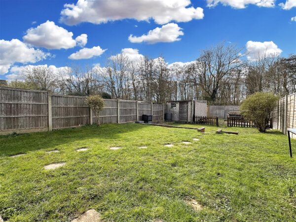 Dale Crescent, Fernwood, Newark