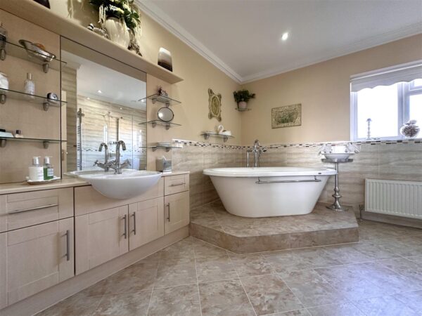 Cruachan, Queen Street, Balderton, Newark