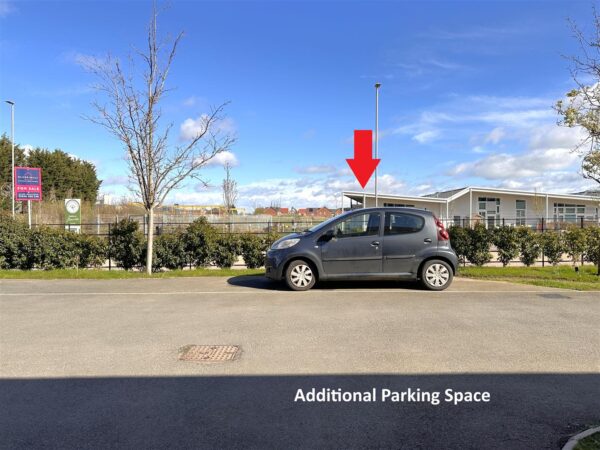 Cloverfield Place, Middlebeck, Newark