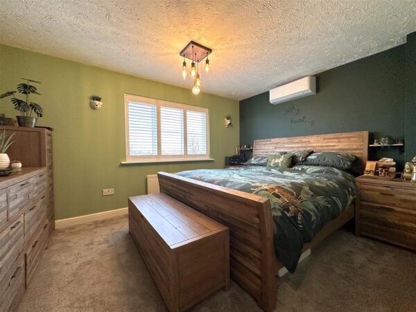 Meadway, Balderton, Newark