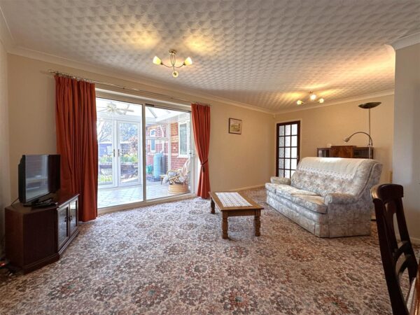 Holmefield, Farndon, Newark