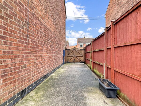 Kingsnorth Close, Newark